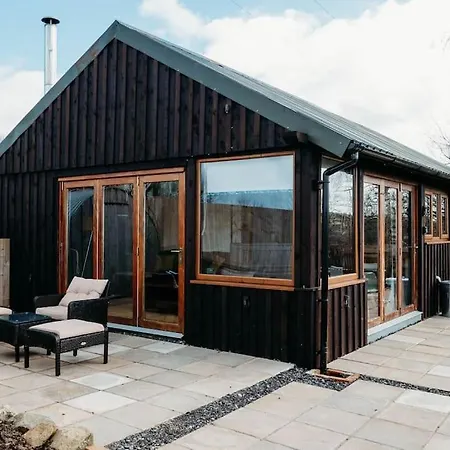 Woodpecker Lodge- A Pet Friendly Rural Retreat Callington Exterior photo